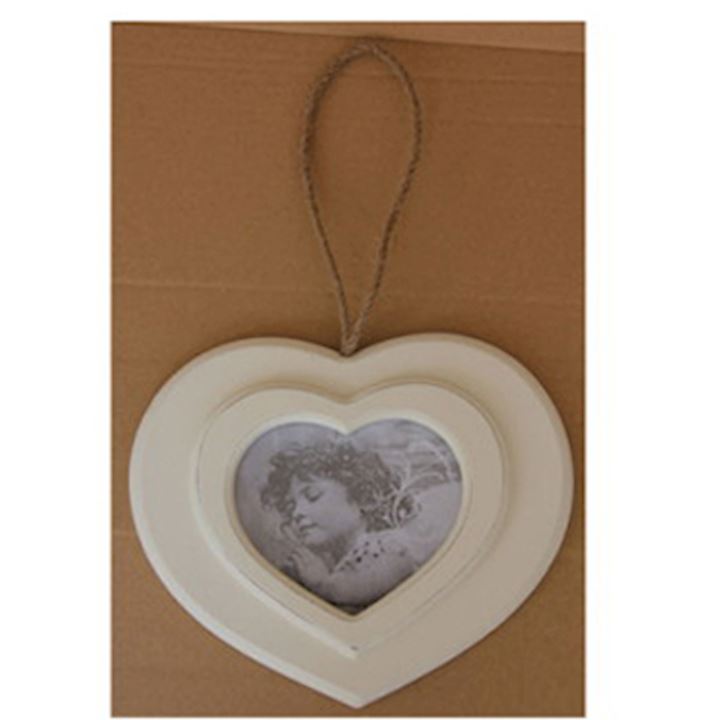 SPECIAL...SML HANGING HEART PHOTO FRAME (MOQ 4) 13x13cm