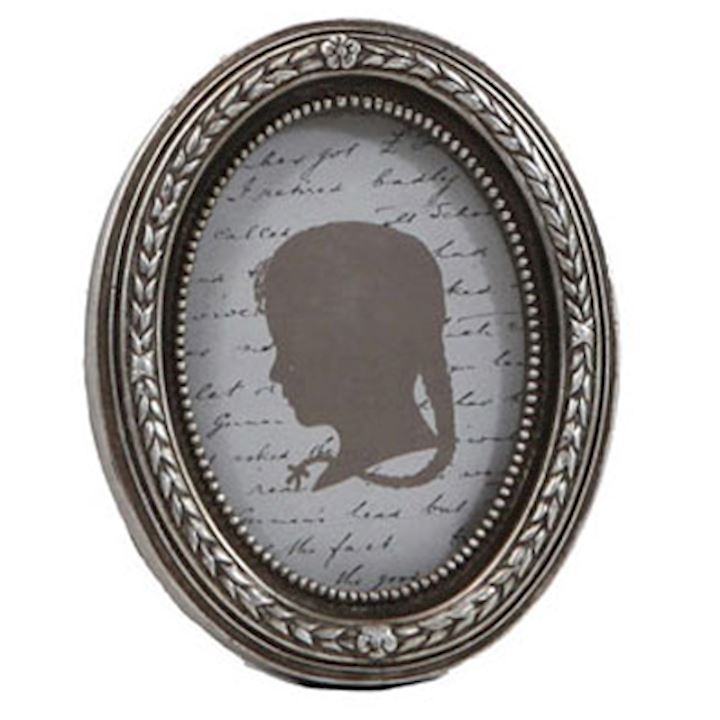 SMALL OVAL PHOTO FRAME