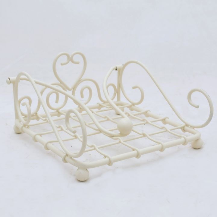 IVORY NAPKIN HOLDER 18x19x9cm